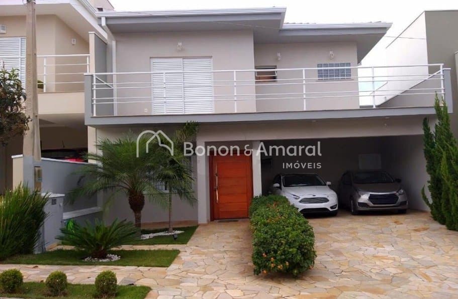 Casa em Condomínio à Venda - Roncáglia em Valinhos / SP