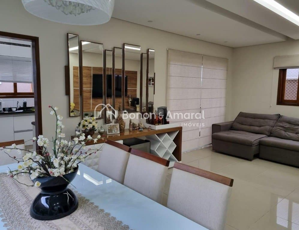 Casa em Condomínio à Venda - Vila Capuava em Valinhos / SP