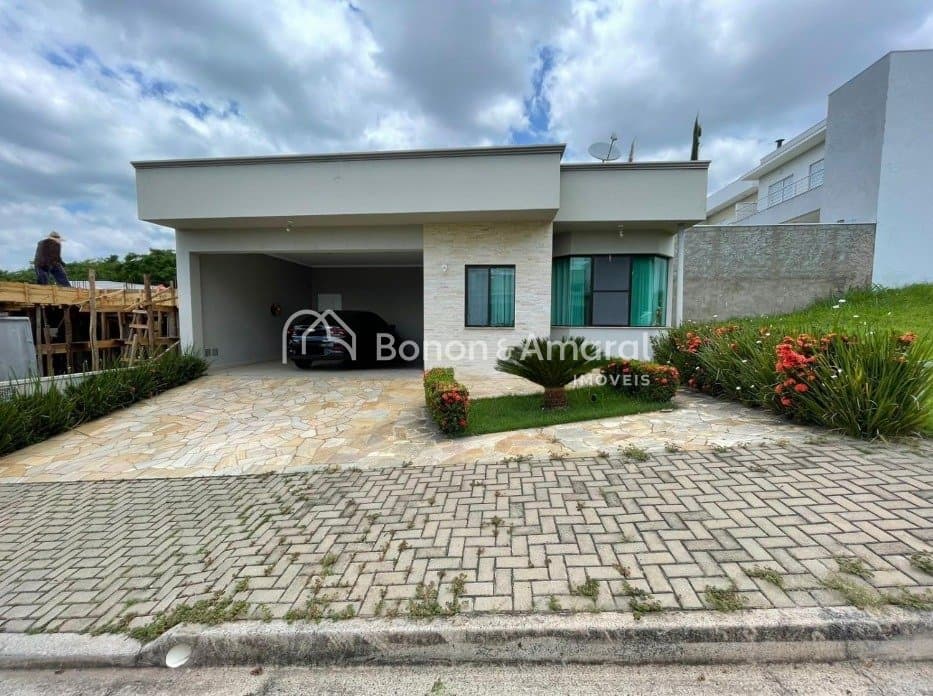 Casa em Condomínio à Venda - Lenheiro em Valinhos / SP