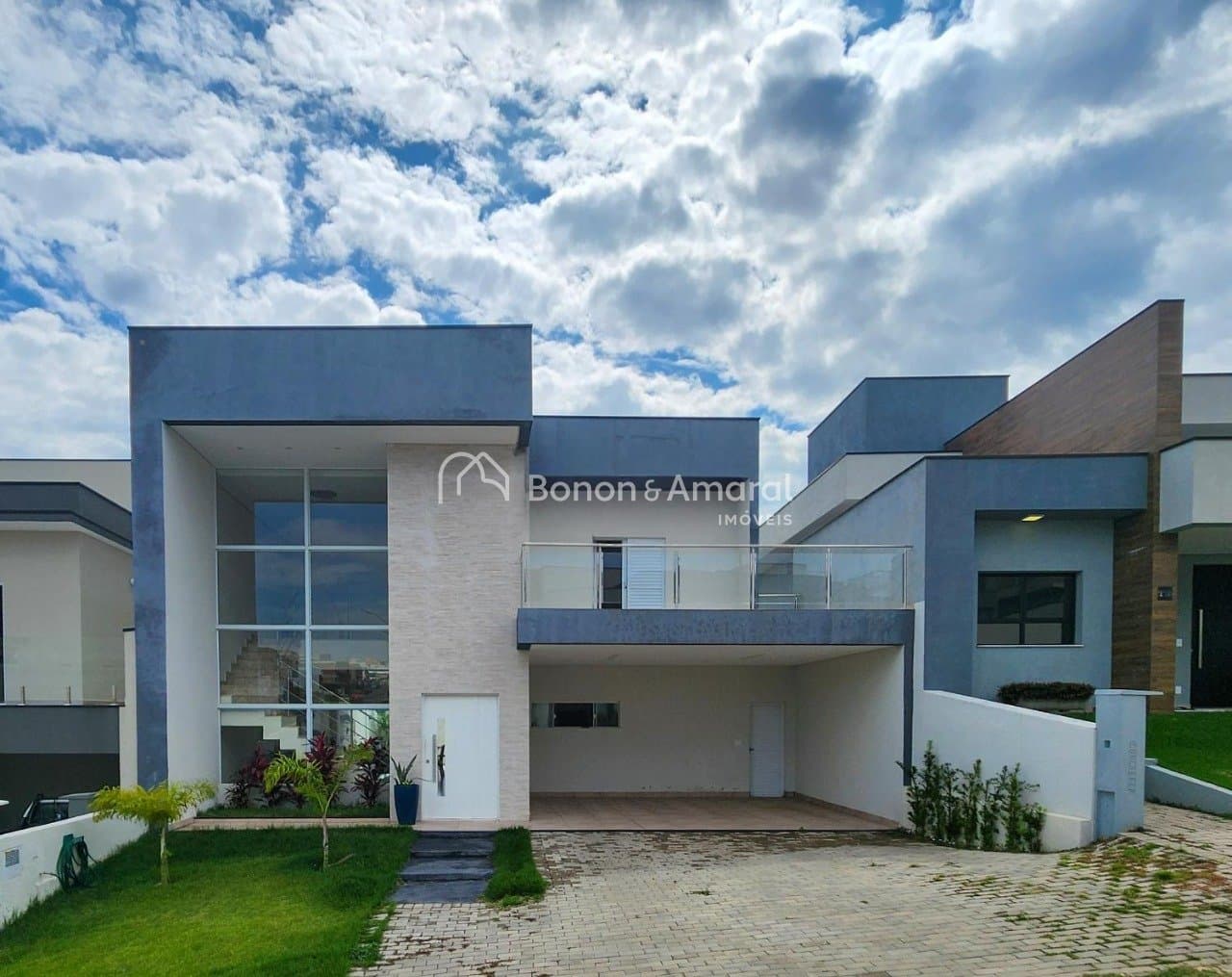 Casa em Condomínio à Venda - Roncáglia em Valinhos / SP