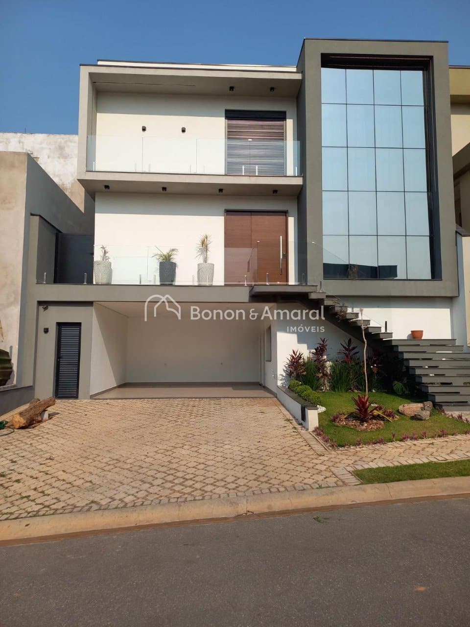 Casa em Condomínio à Venda - Roncáglia em Valinhos / SP