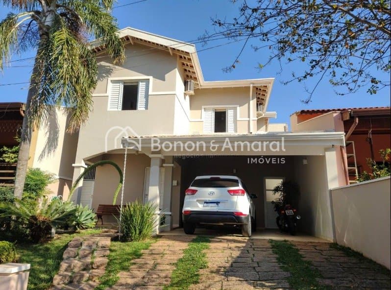 Casa em Condomínio à Venda - Roncáglia em Valinhos / SP