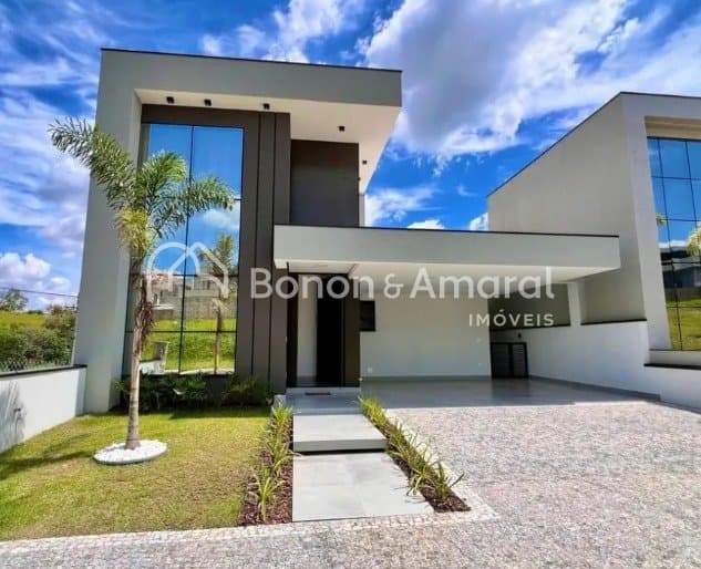 Casa em Condomínio à Venda - Roncáglia em Valinhos / SP