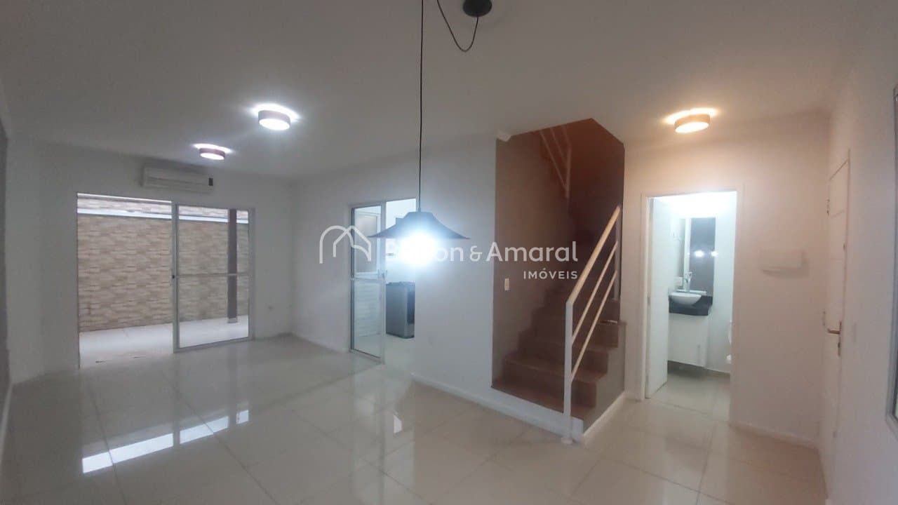Casa em Condomínio à Venda - Chácara Primavera em Campinas / SP