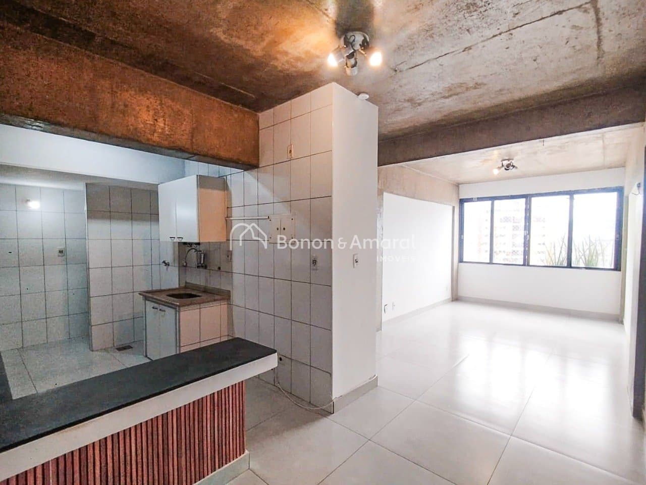 Apartamento à Venda - Cambuí em Campinas / SP