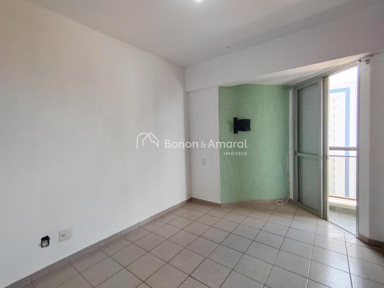 Apartamento à Venda - Taquaral em Campinas / SP