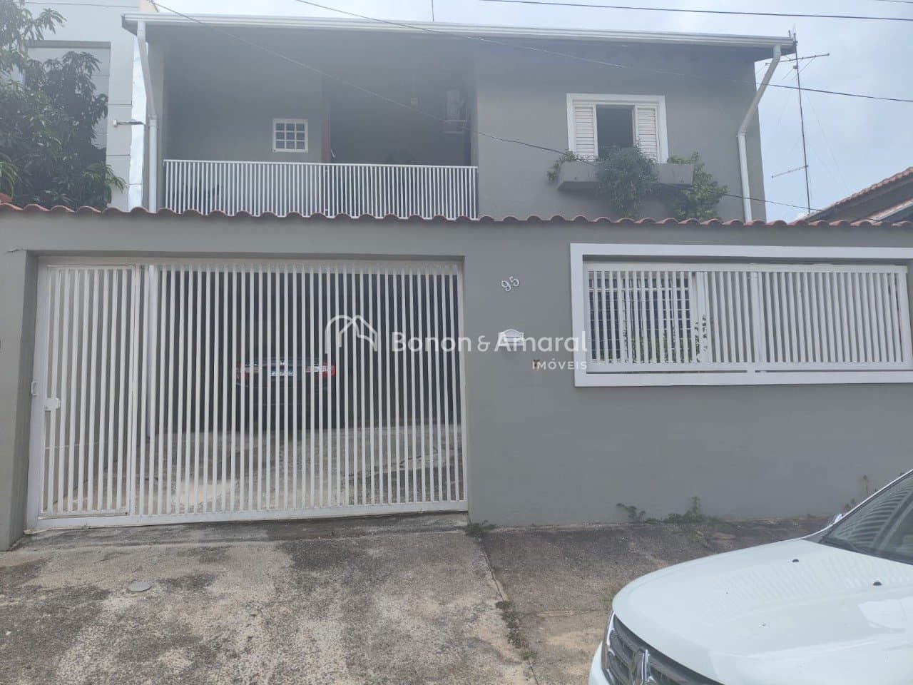 Casa à Venda - Jardim Santa Genebra em Campinas / SP
