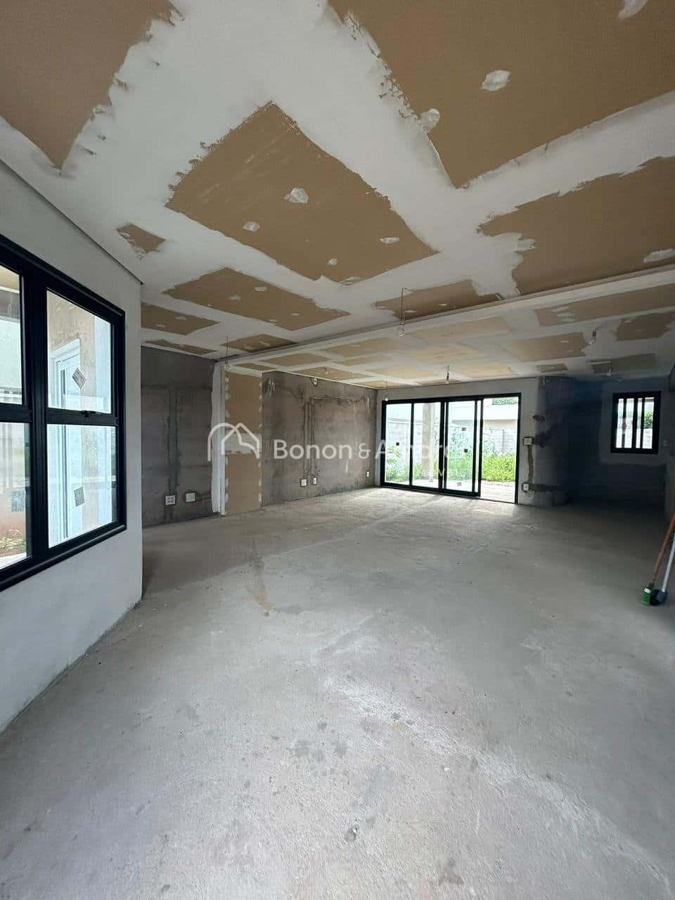 Casa em Condomínio à Venda no Parque Brasil 500 em Paulínia / SP — foto principal