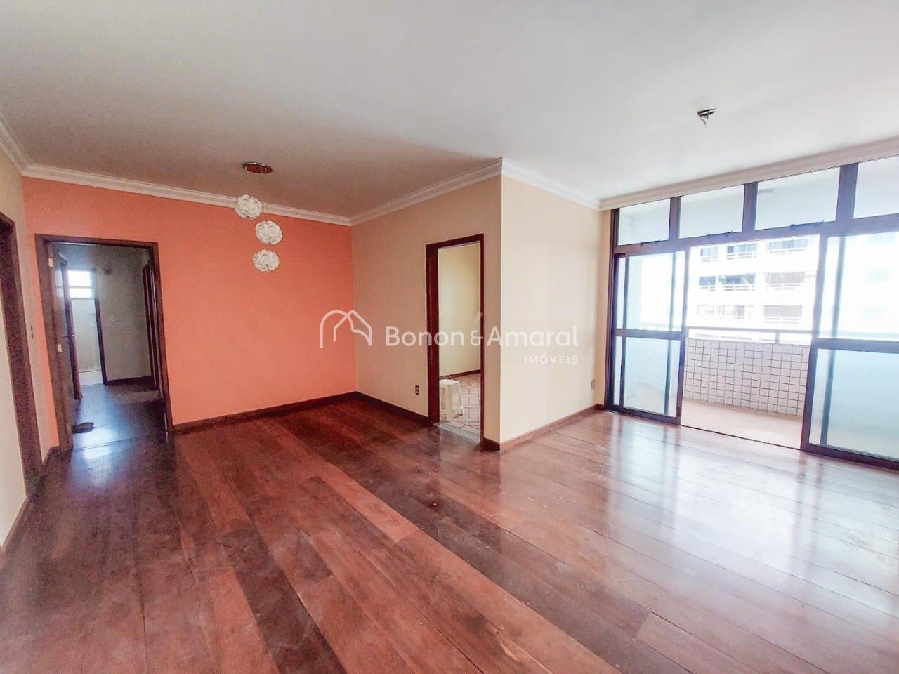Apartamento à Venda - Mansões Santo Antônio em Campinas / SP
