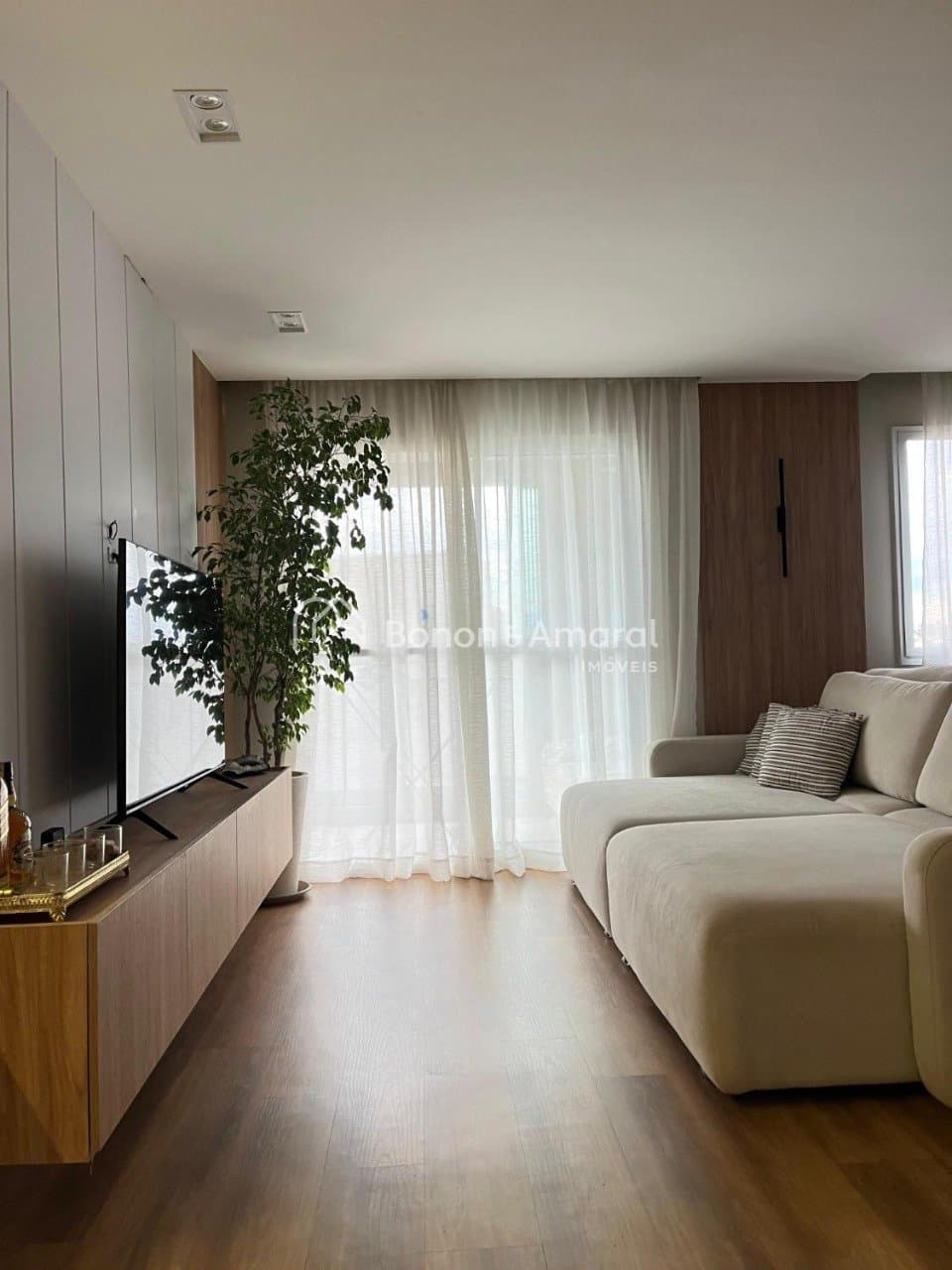 Apartamento à Venda - Balneário Tropical em Paulínia / SP