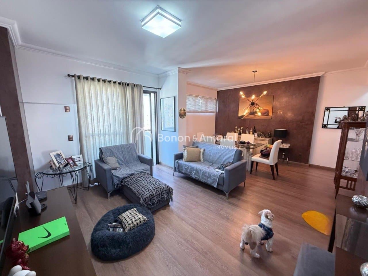 Apartamento à Venda - Cambuí em Campinas / SP