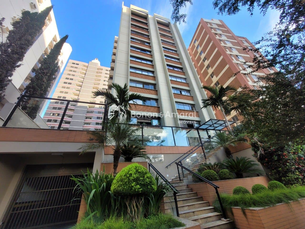 Apartamento à Venda - Centro em Campinas / SP