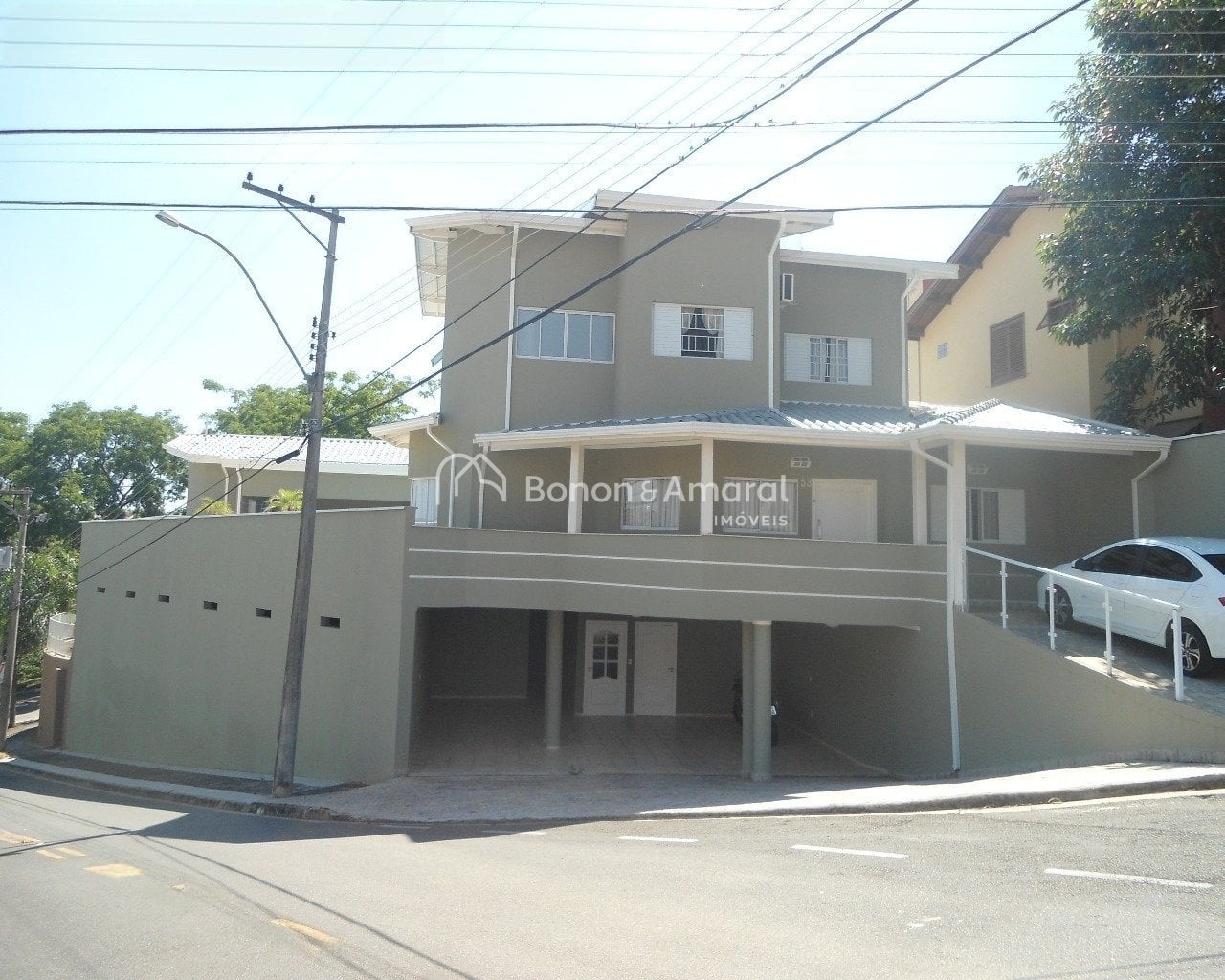 Casa em Condomínio à Venda - Jardim das Palmeiras em Valinhos / SP