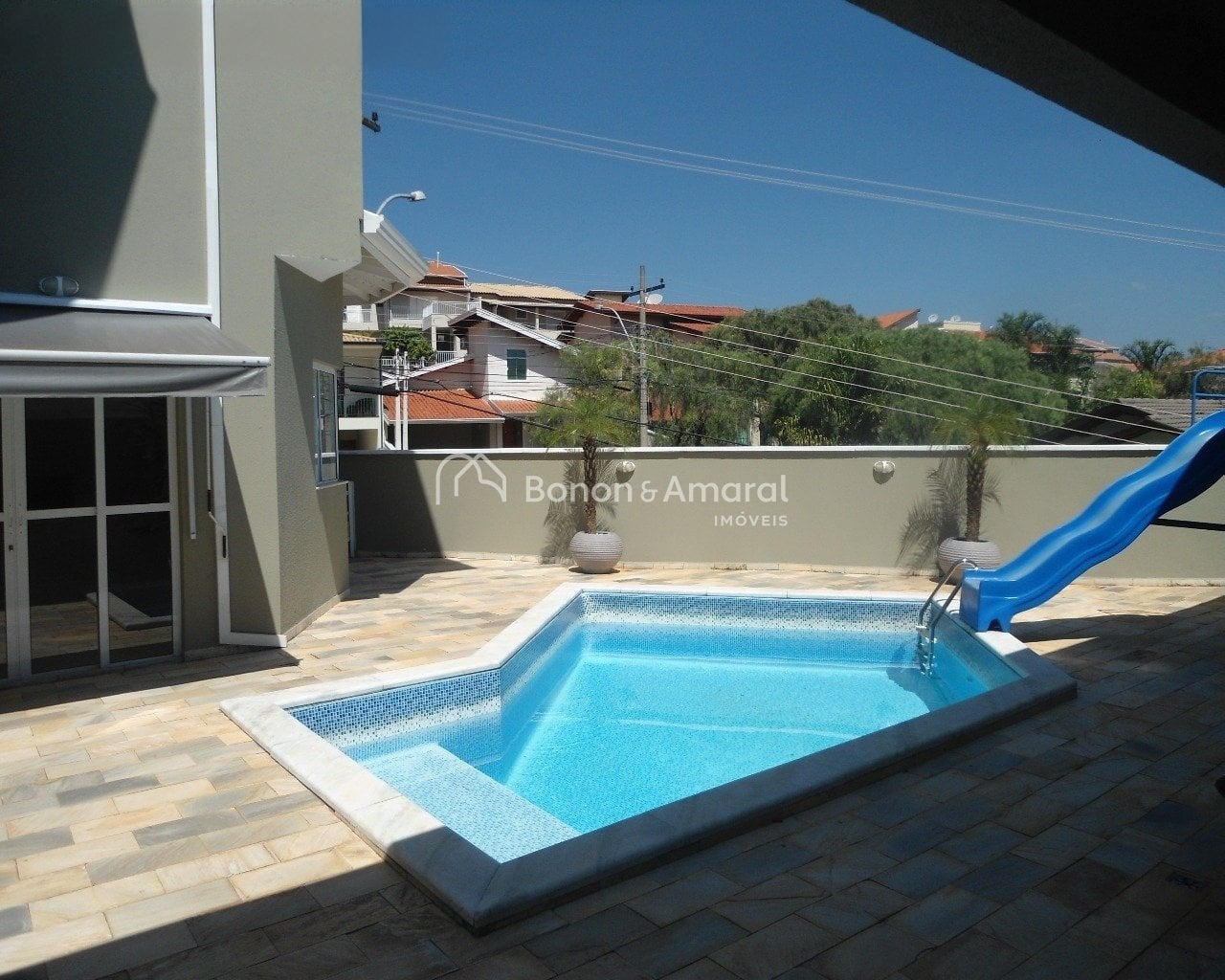 Casa em Condomínio à Venda - Jardim das Palmeiras em Valinhos / SP