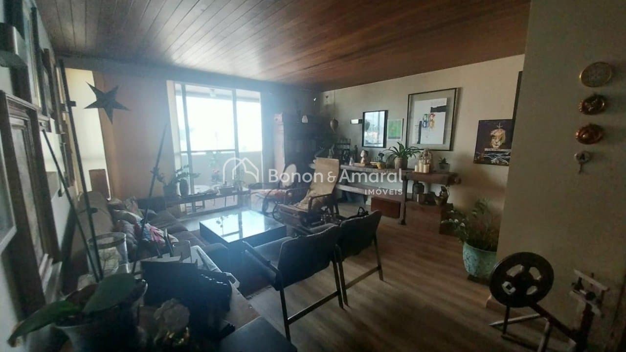 Apartamento à Venda - Centro em Campinas / SP
