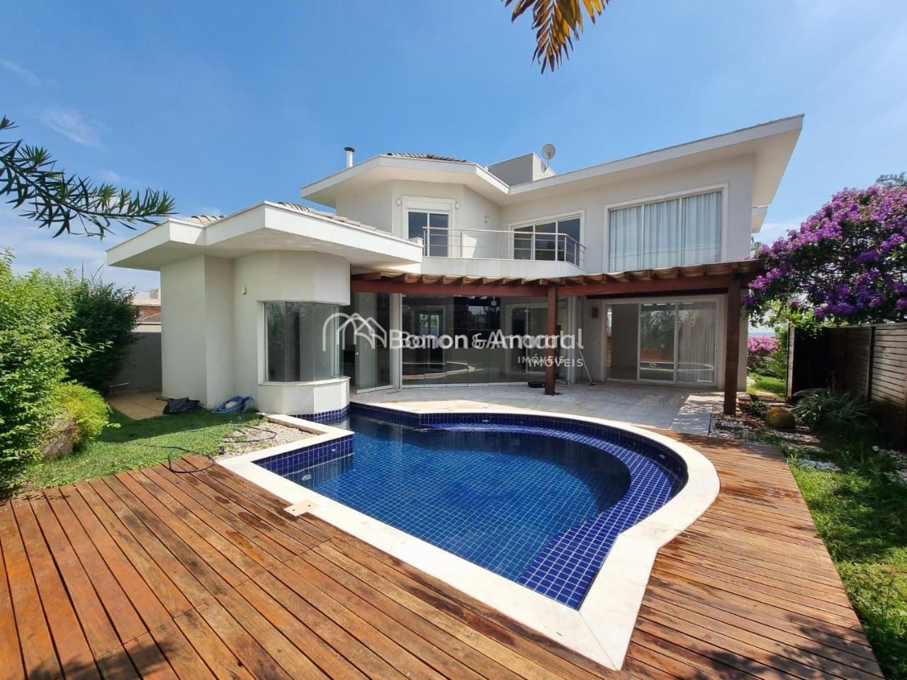 Casa em Condomínio à Venda no Parque Brasil 500 em Paulínia / SP