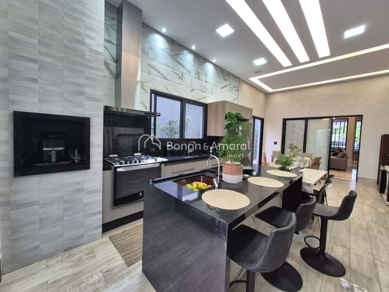 Casa em Condomínio à Venda - Jardim América, Paulínia/ SP — foto principal