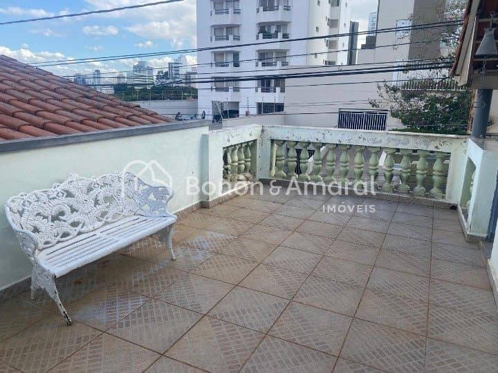 Casa à Venda - Taquaral em Campinas / SP