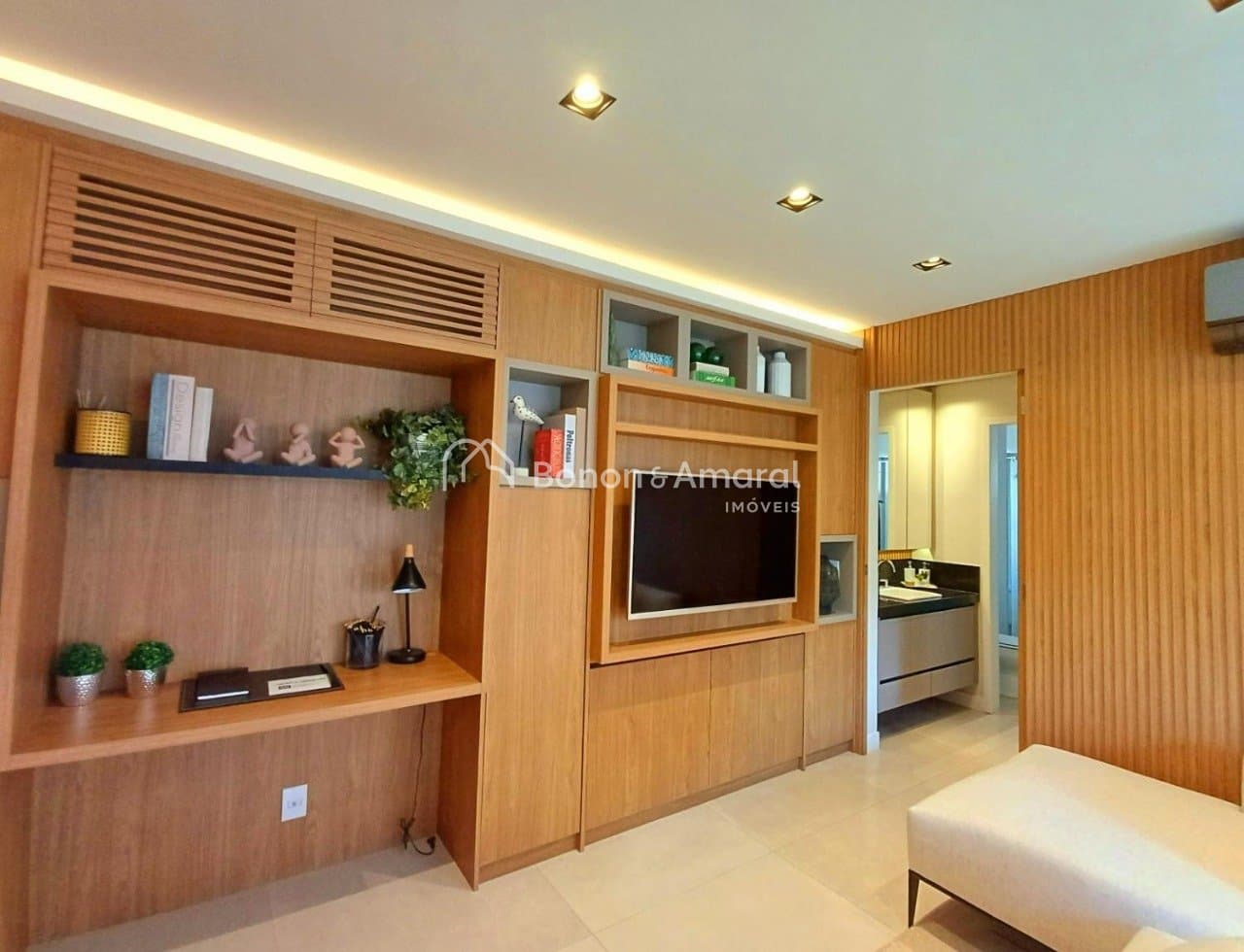 Apartamento à Venda - Cambuí em Campinas / SP