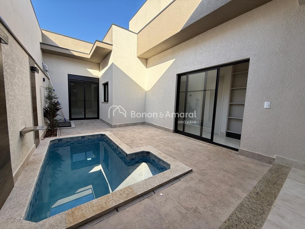 Casa em Condomínio à Venda - Parque Brasil 500 em Paulínia / SP