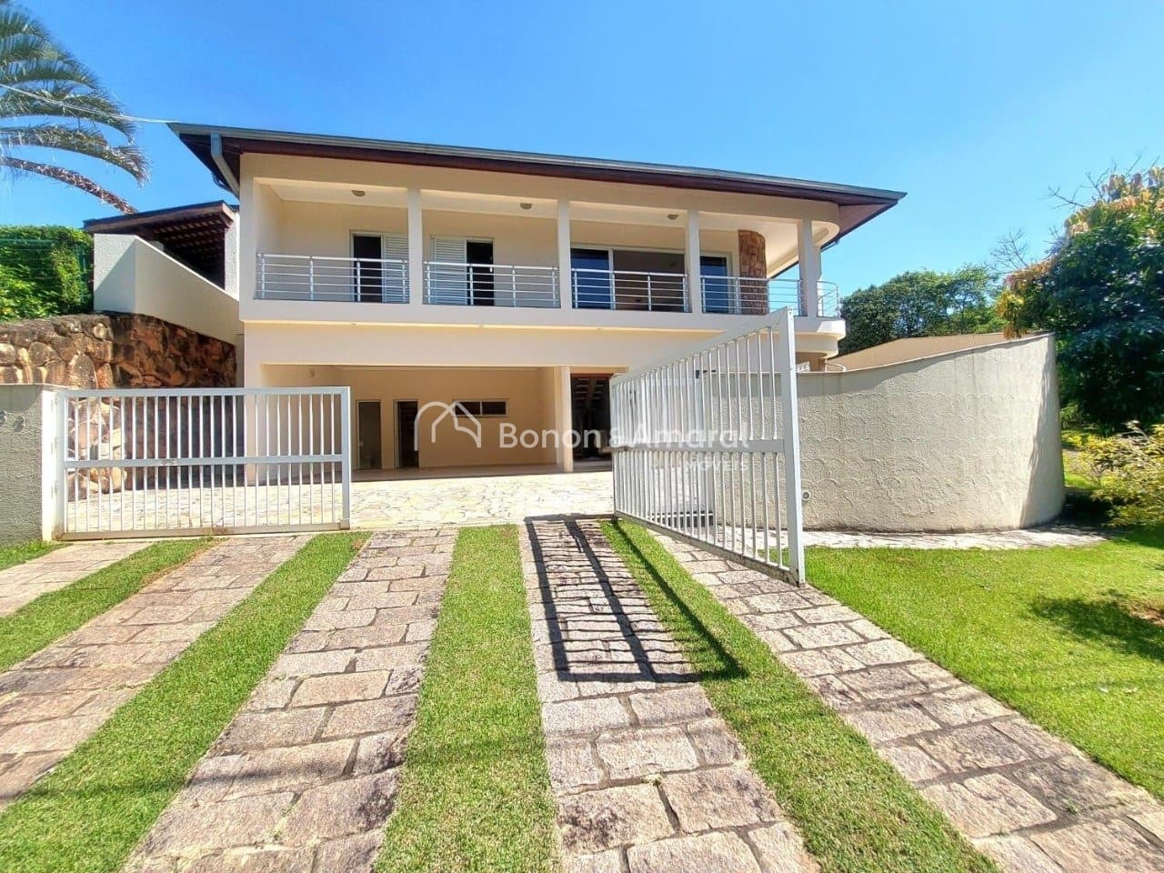 Casa em Condomínio à Venda - Colinas dos Álamos em Valinhos / SP