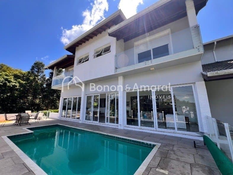 Casa em Condomínio à Venda - Chácaras Alpina em Valinhos / SP