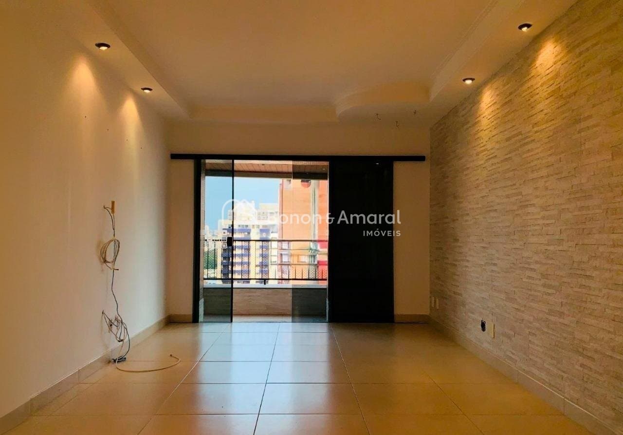 Apartamento à Venda - Cambuí em Campinas / SP