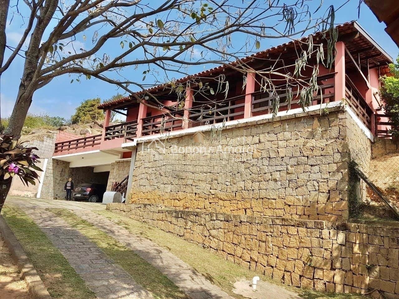 Casa em Condomínio à Venda - Chácaras Alpina em Valinhos / SP