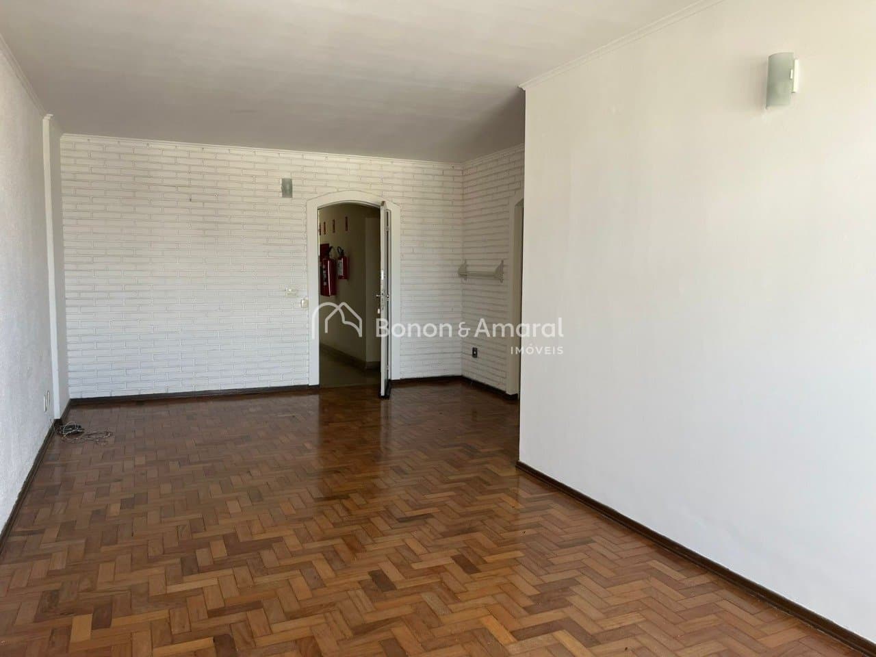 Apartamento à Venda - Centro em Campinas / SP