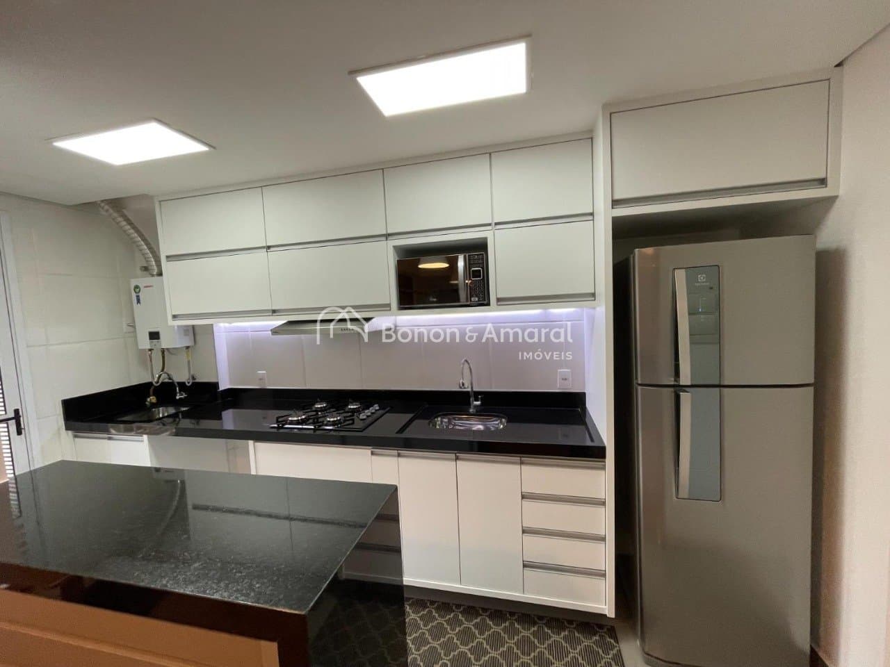 Apartamento à Venda - Parque Rural Fazenda Santa Cândida em Campinas / SP