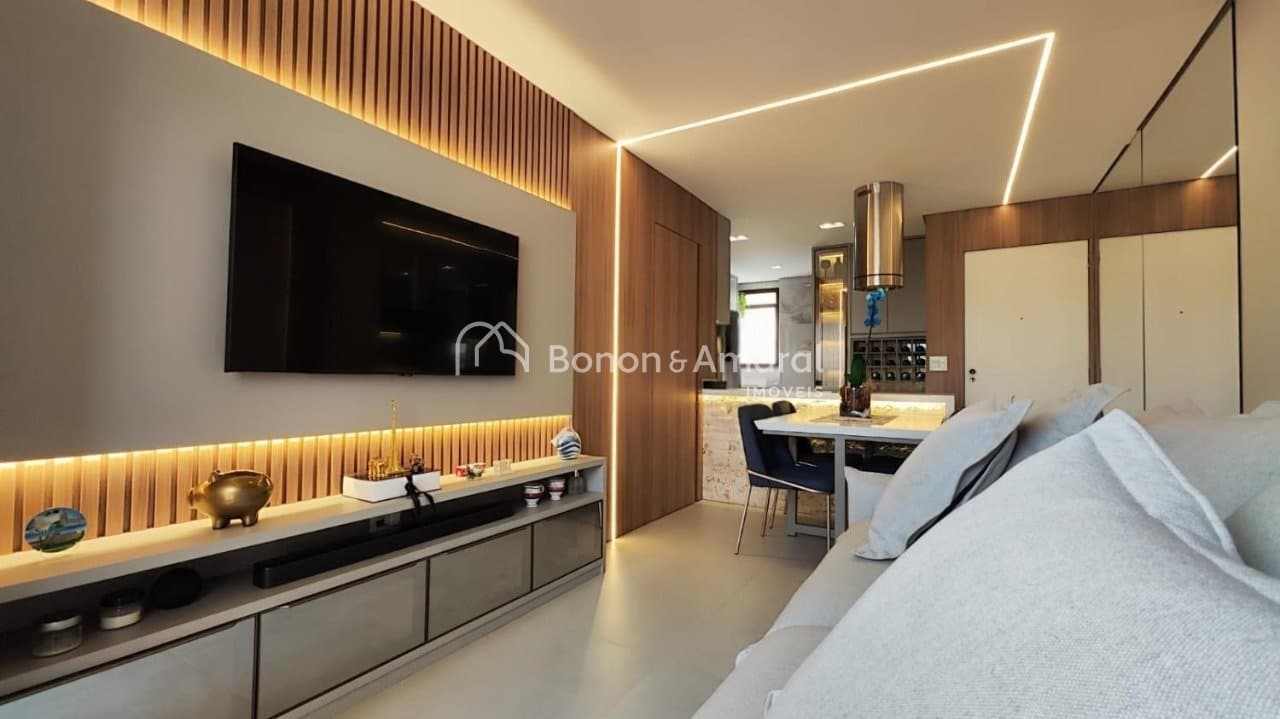 Apartamento à Venda - Cambuí em Campinas / SP