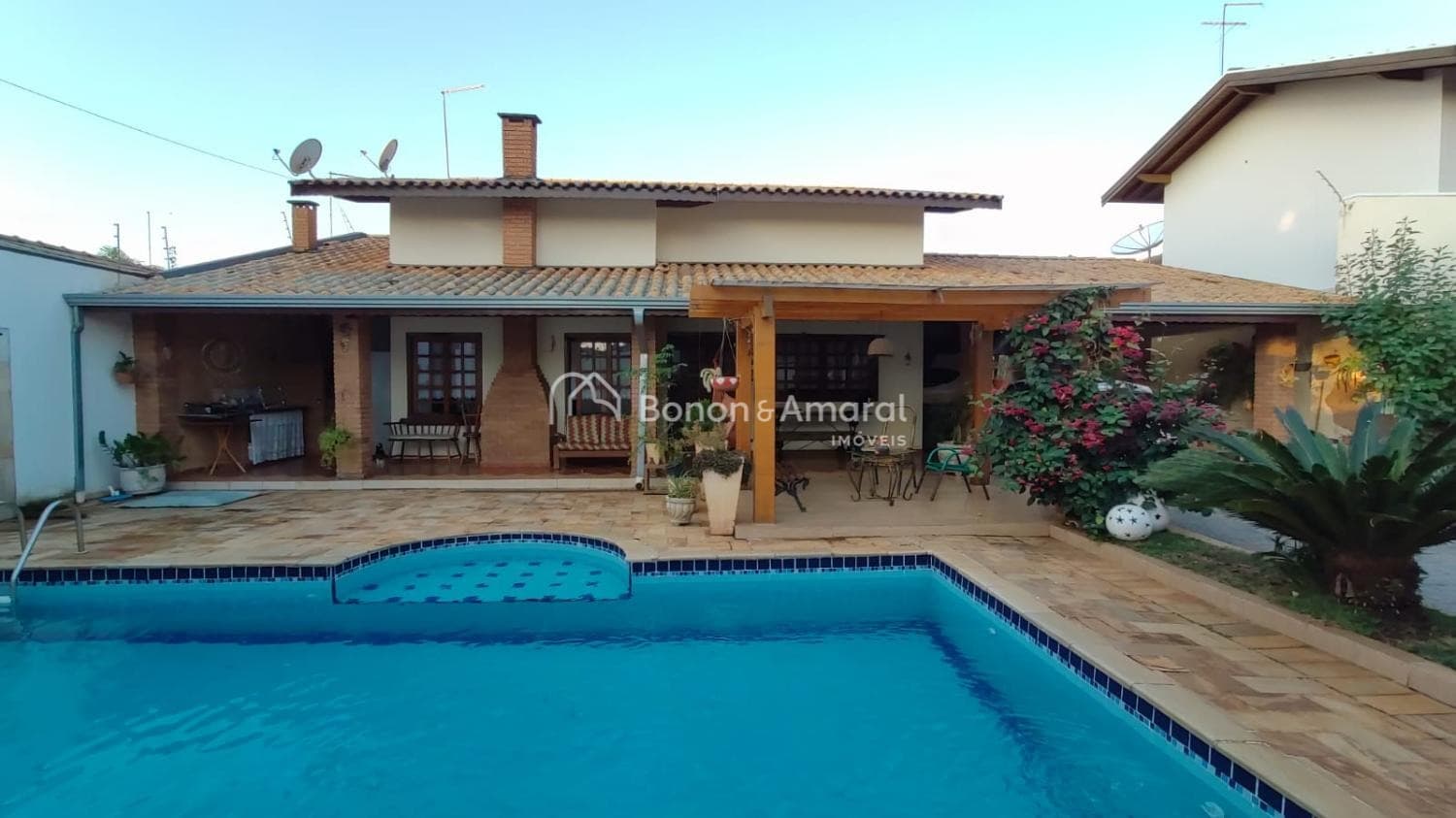 Casa em Condomínio à Venda - Jardim de Itapoan em Paulínia / SP