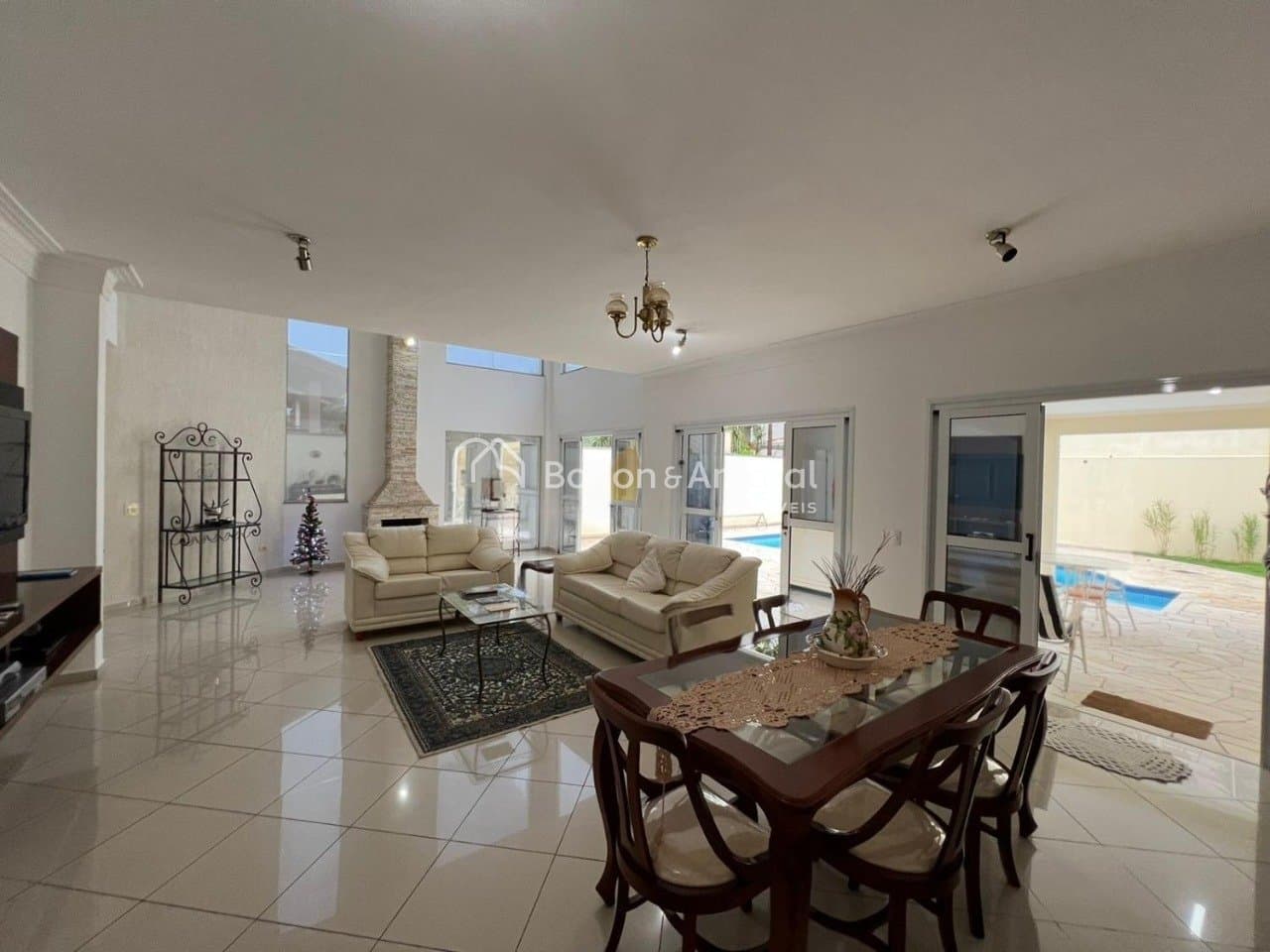 Casa em Condomínio à Venda - Jardim Recanto em Valinhos / SP