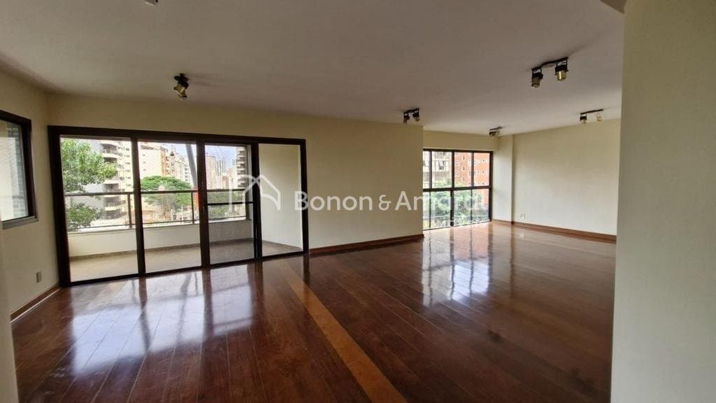Apartamento à Venda - Cambuí em Campinas / SP