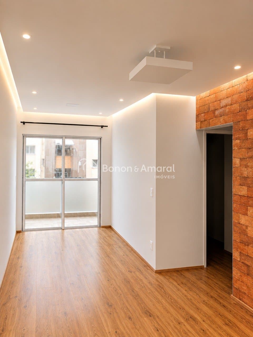Apartamento à Venda no Cambuí em Campinas / SP