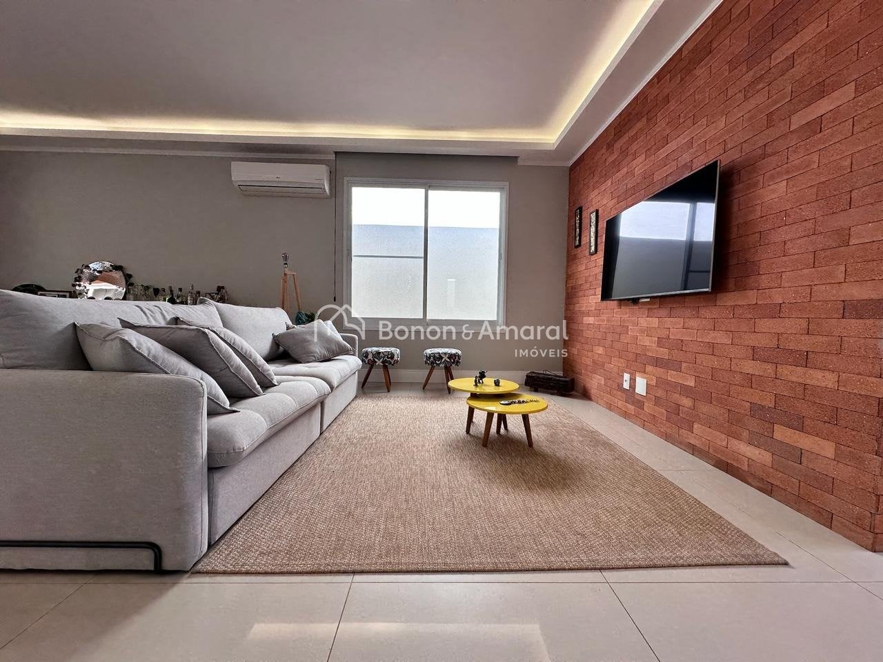 Casa em Condomínio para Alugar - Terras do Cancioneiro em Paulínia / SP