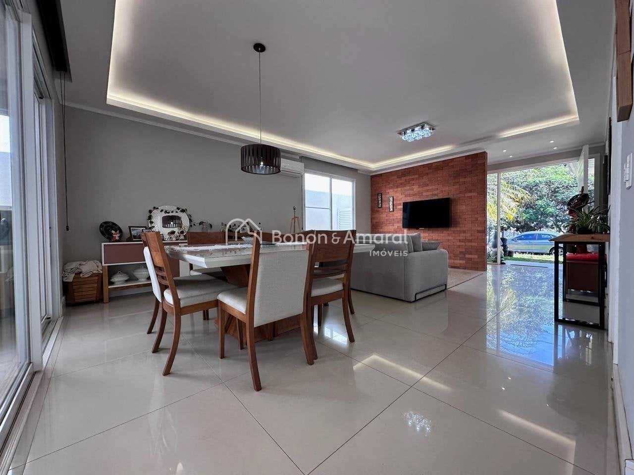Casa em Condomínio para Alugar - Terras do Cancioneiro em Paulínia / SP