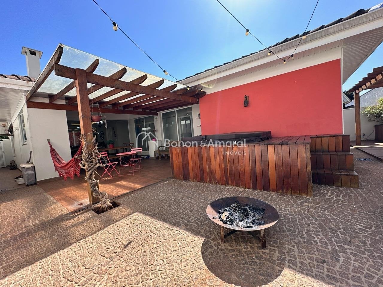 Casa em Condomínio para Alugar - Terras do Cancioneiro em Paulínia / SP