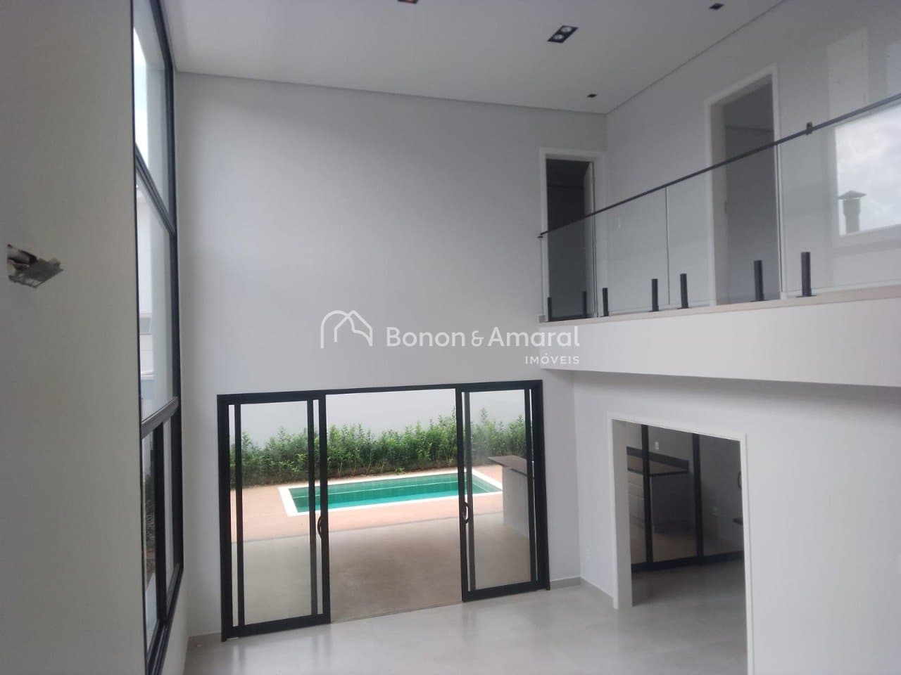 Casa em Condomínio à Venda - Bairro das Palmeiras em Campinas / SP