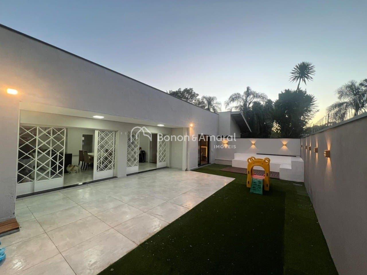 Casa em Condomínio à Venda no Jardim Lorena em Valinhos / SP