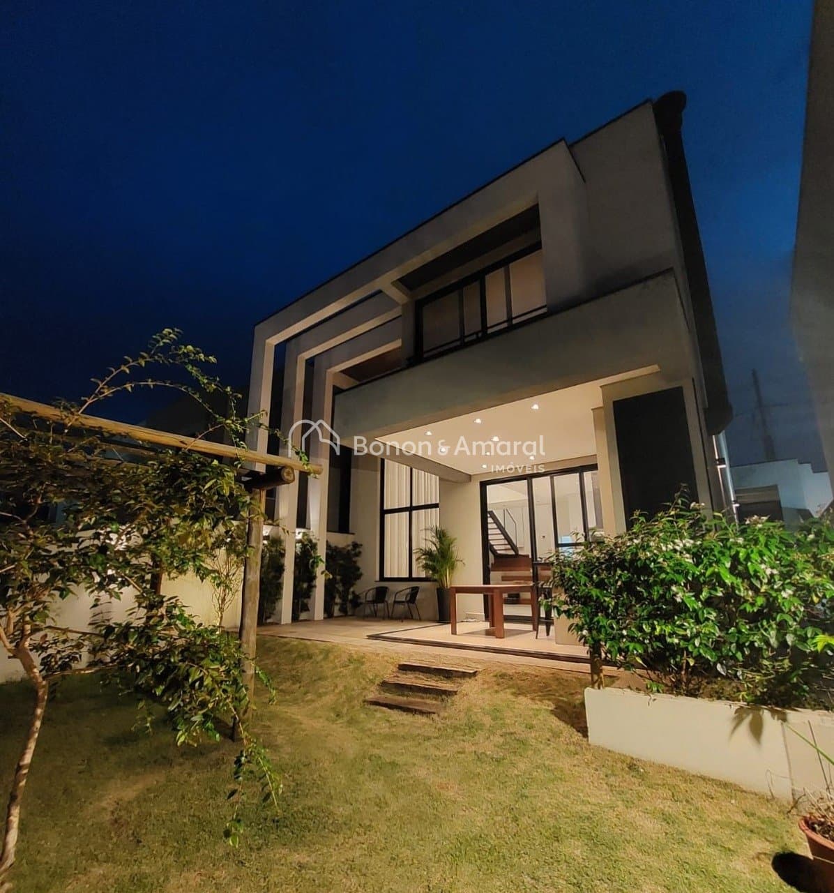 Casa em Condomínio à Venda - Parque Rural Fazenda Santa Cândida em Campinas / SP