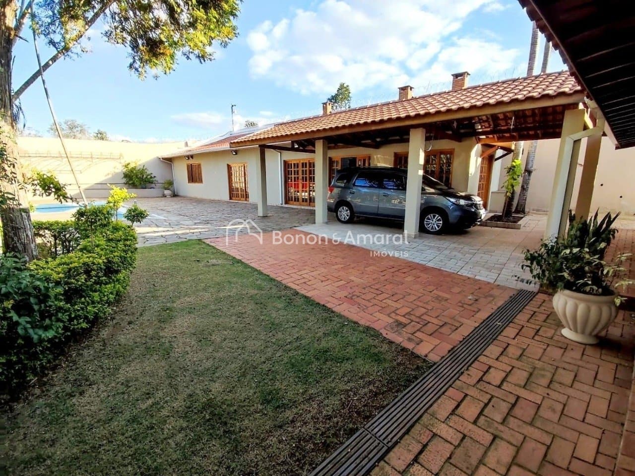 Casa em Condomínio à Venda - Ortizes em Valinhos / SP