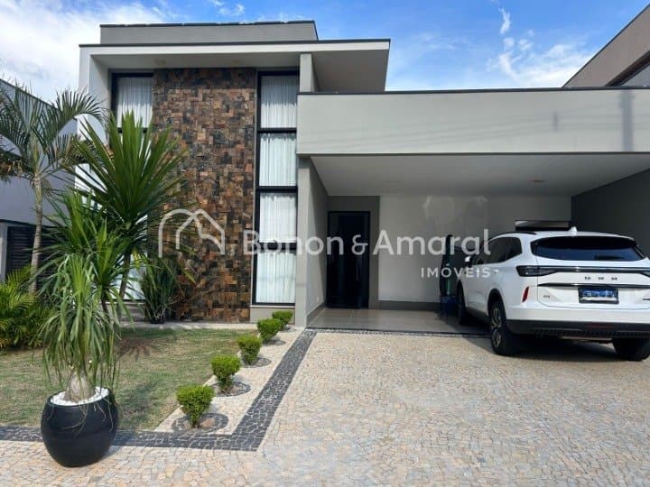 Casa em Condomínio à Venda - Jardim América em Paulínia / SP