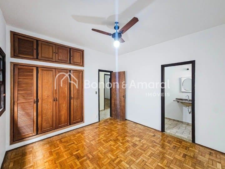 Casa à Venda - Jardim Chapadão em Campinas / SP