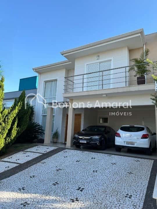 Casa em Condomínio à Venda - — foto principal