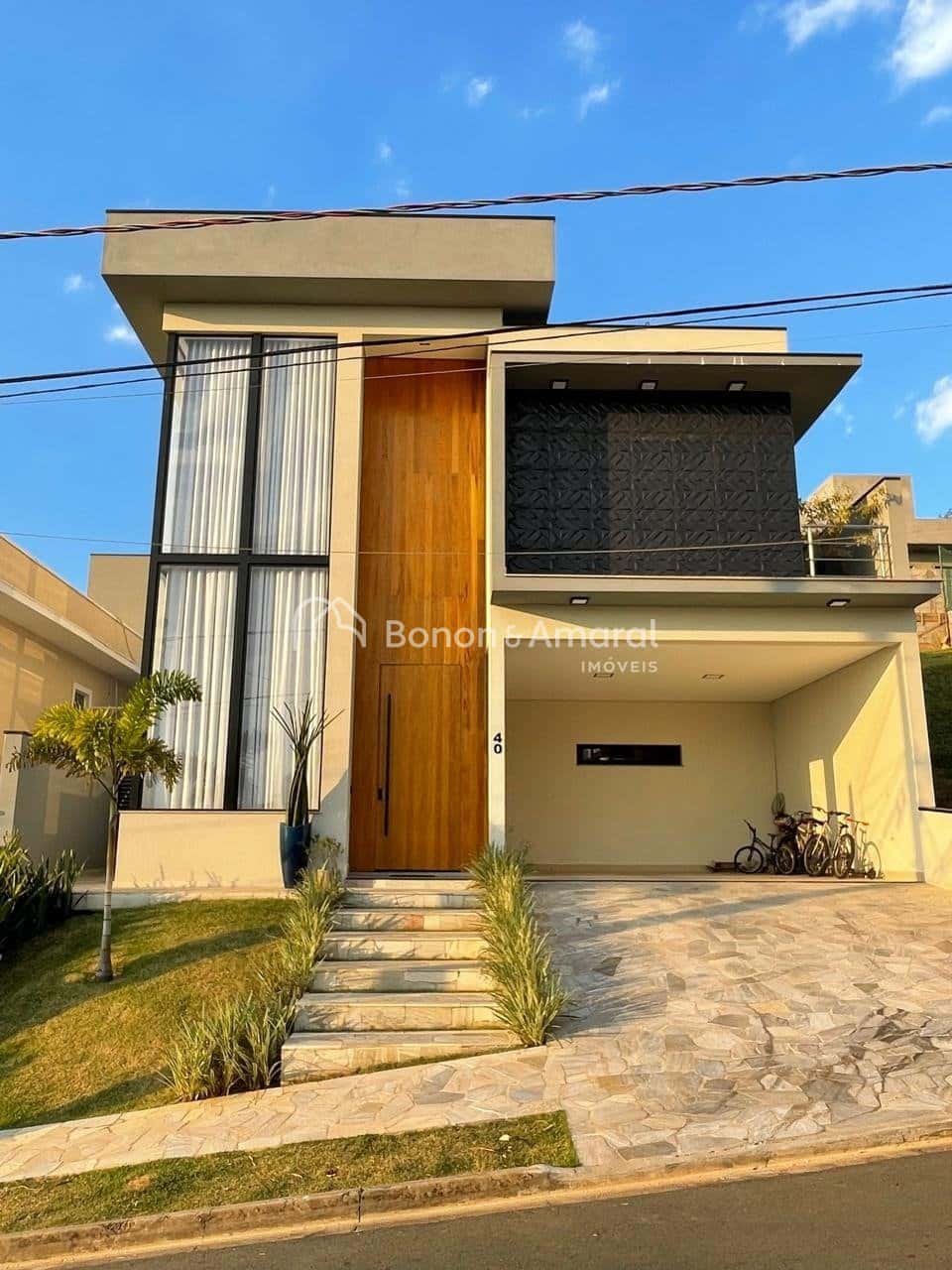 Casa em Condomínio à Venda - Pinheiro, Valinhos/ SP — foto principal