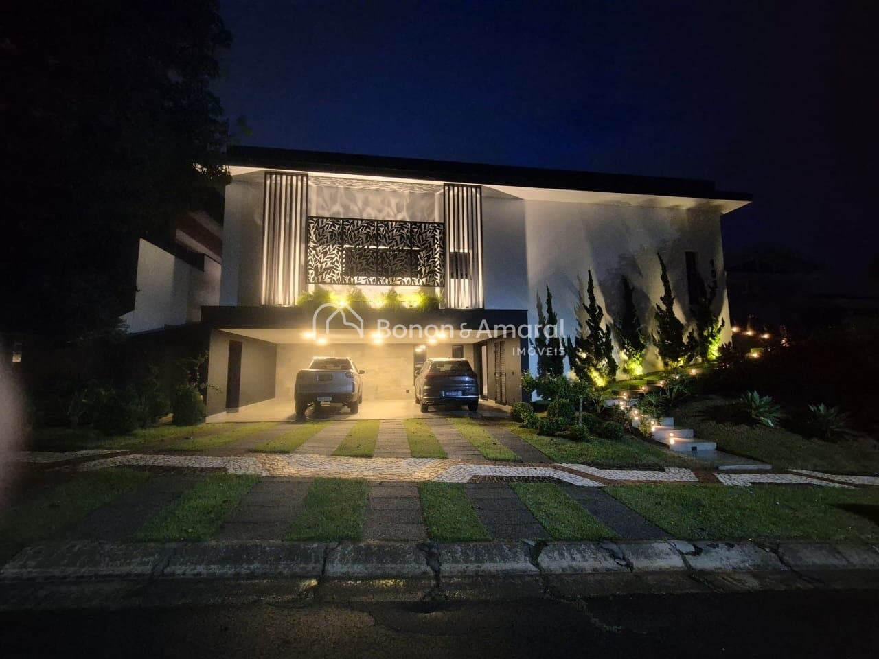 Casa em Condomínio à Venda - Ville Sainte Hélène em Campinas / SP
