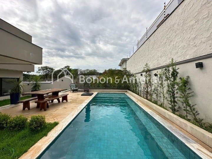 Casa em Condomínio à Venda no Parque Brasil 500 em Paulínia / SP