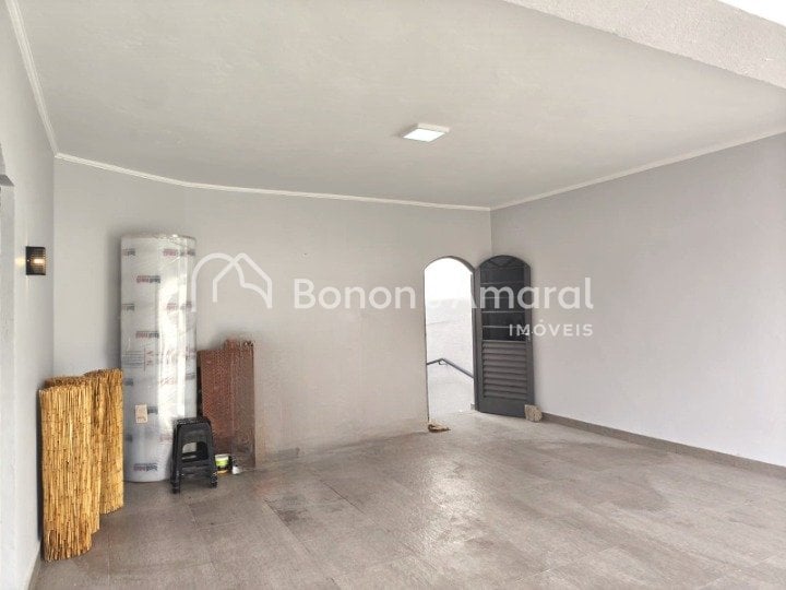 Casa à Venda - Vila Nogueira em Campinas / SP