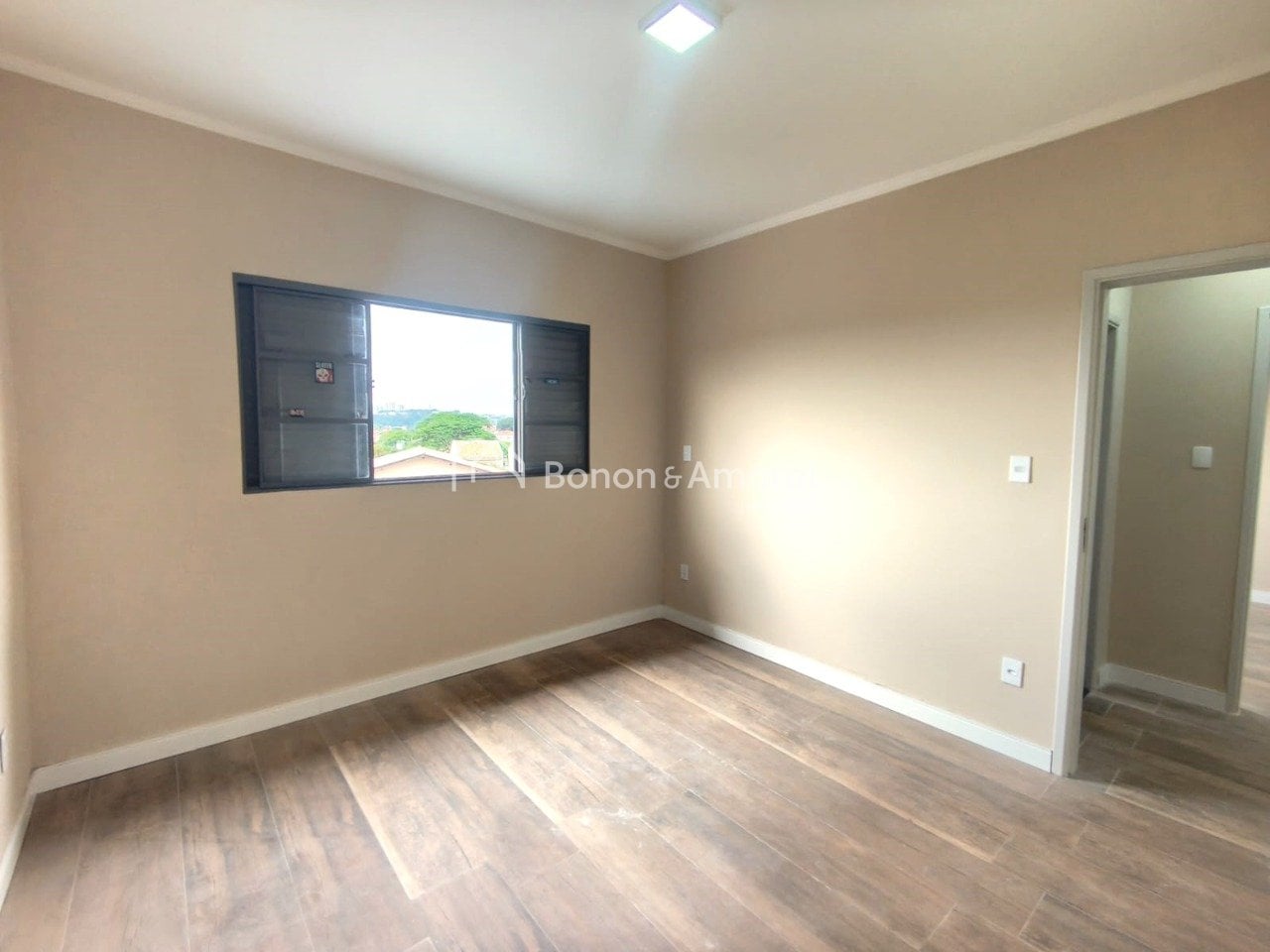 Casa à Venda - Vila Nogueira em Campinas / SP